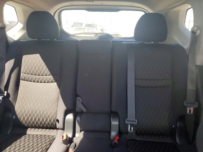 2017 Nissan Rogue მანქანა იყიდება აუქციონზე, vin: 5N1AT2MV9HC760429, აუქციონის ნომერი: 68240386