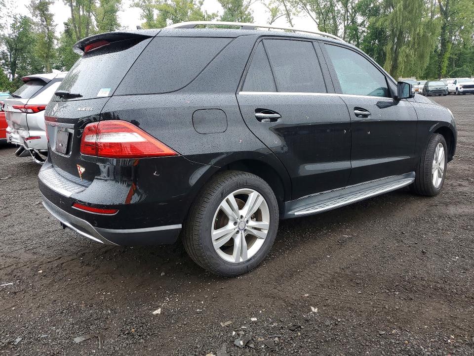 2015 Mercedes-benz Ml მანქანა იყიდება აუქციონზე, vin: 4JGDA0EB8FA618979, აუქციონის ნომერი: 66353826