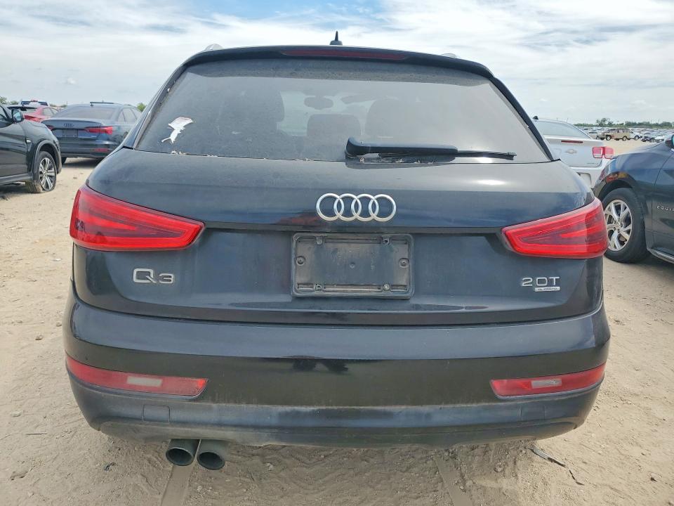 2015 Audi Q3 მანქანა იყიდება აუქციონზე, vin: WA1EFCFS1FR011618, აუქციონის ნომერი: 70820276