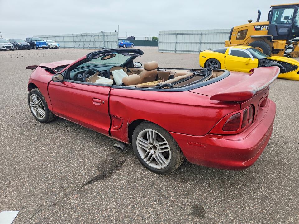 67684956 :رقم المزاد ، 1FAFP46V8WF163345 vin ، 1998 Ford Mustang مزاد بيع
