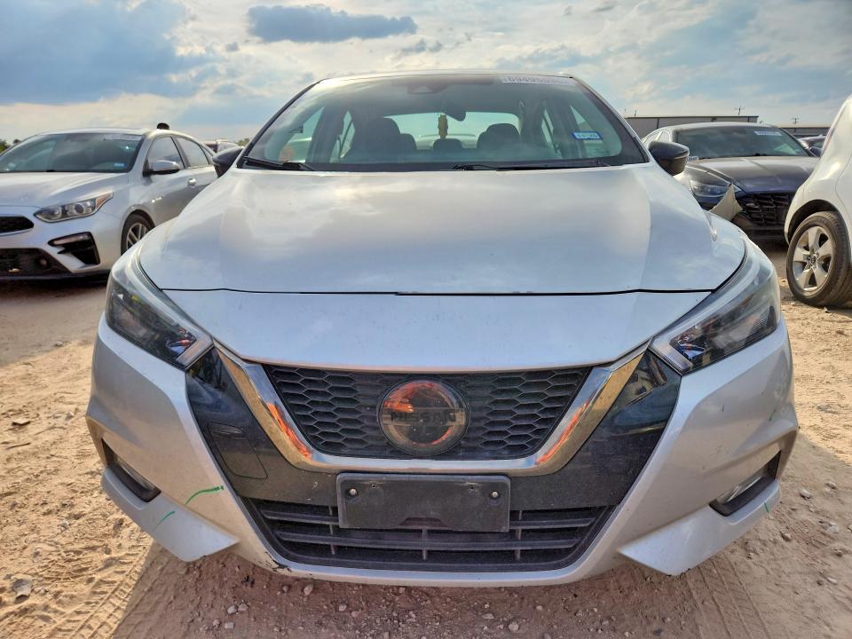 69495596 :رقم المزاد ، 3N1CN8FV4ML922105 vin ، 2021 Nissan Versa مزاد بيع