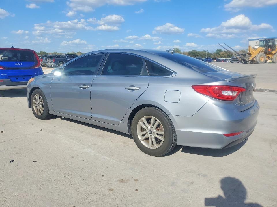 2015 Hyundai Sonata მანქანა იყიდება აუქციონზე, vin: 5NPE24AF0FH201144, აუქციონის ნომერი: 68894496