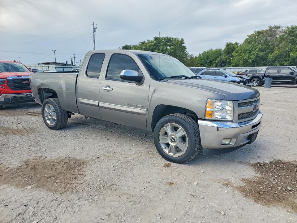 2013 Chevrolet Silverado მანქანა იყიდება აუქციონზე, vin: 1GCRCSE06DZ254526, აუქციონის ნომერი: 69283806