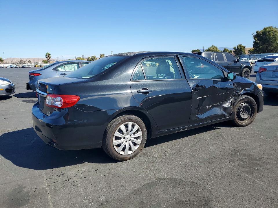 69356796 :رقم المزاد ، 2T1BU4EE3CC805963 vin ، 2012 Toyota Corolla مزاد بيع