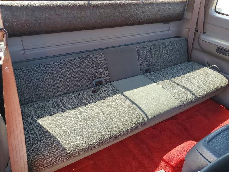 70088316 :رقم المزاد ، 1FTEX15N6RKC00717 vin ، 1994 Ford F150 مزاد بيع