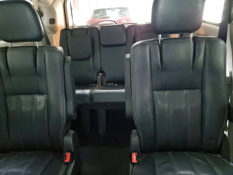 Auction sale of the 2014 Chrysler Town & Country, vin: 2C4RC1BG9ER441766, lot number: 67735946