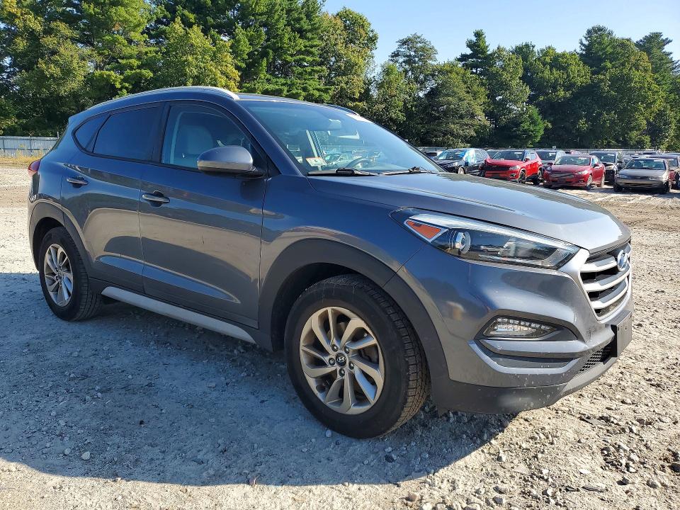 Продаж на аукціоні авто 2018 Hyundai Tucson, vin: KM8J3CA42JU650744, номер лоту: 68813626