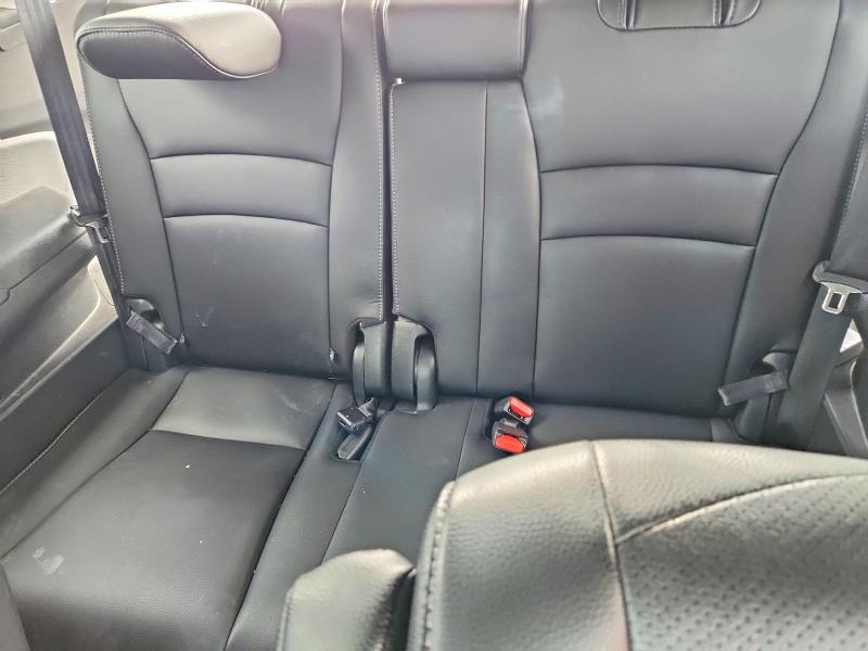 69630066 :رقم المزاد ، 5FNYF6H00HB098310 vin ، 2017 Honda Pilot مزاد بيع