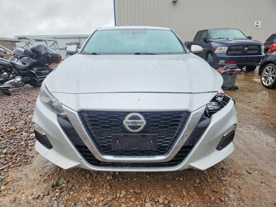 2019 Nissan Altima მანქანა იყიდება აუქციონზე, vin: 1N4BL4BV3KC172935, აუქციონის ნომერი: 68621586