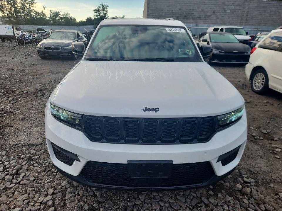68743146 :رقم المزاد ، 1C4RJHAG4R8592855 vin ، 2024 Jeep Grand Cherokee مزاد بيع