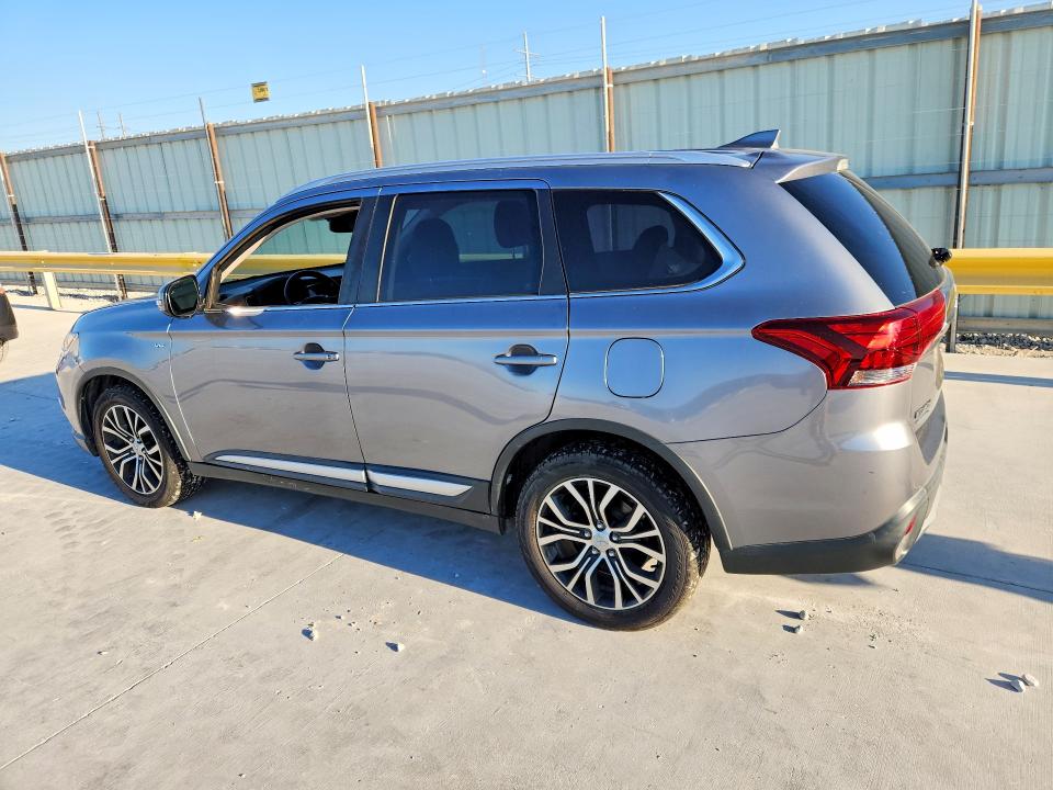 67545676 :رقم المزاد ، JA4JZ4AX1JZ010296 vin ، 2018 Mitsubishi Outlander مزاد بيع