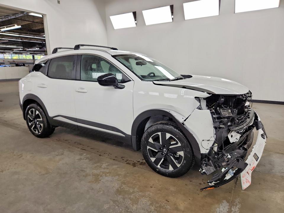 70671406 :رقم المزاد ، 3N8AP6CB7TL438851 vin ، 2026 Nissan Kicks مزاد بيع