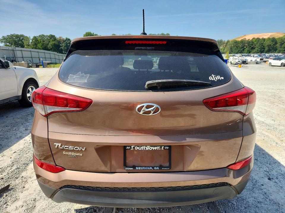 69247746 :رقم المزاد ، KM8J23A40HU385657         vin ، 2017 Hyundai Tucson مزاد بيع