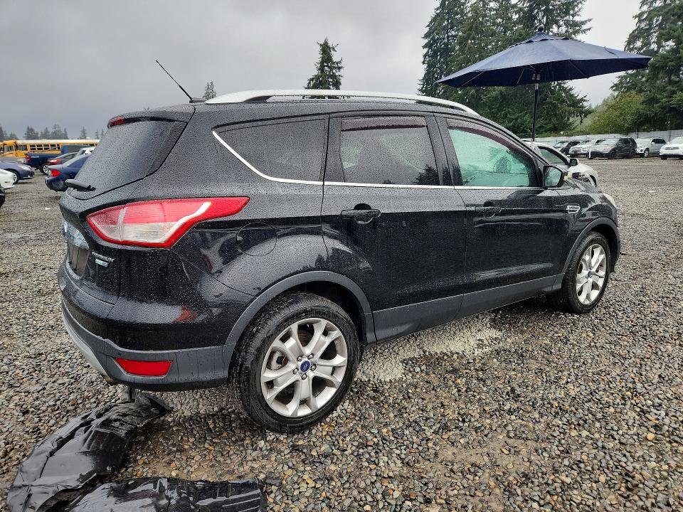 Продаж на аукціоні авто 2016 Ford Escape, vin: 1FMCU9JX3GUA07802, номер лоту: 69436836