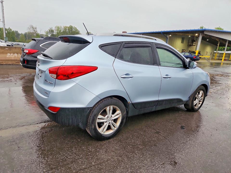 2013 Hyundai Tucson მანქანა იყიდება აუქციონზე, vin: KM8JUCAC0DU566575, აუქციონის ნომერი: 68560156