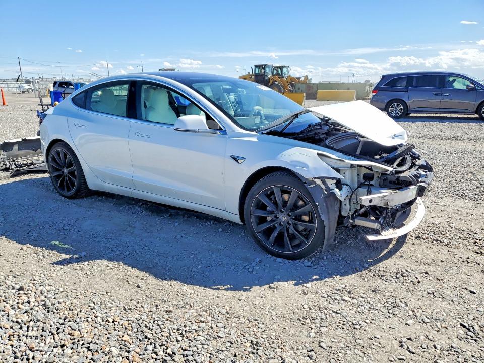 Продажа на аукционе авто 2018 Tesla Model 3, vin: 5YJ3E1EB7JF134716, номер лота: 69795986