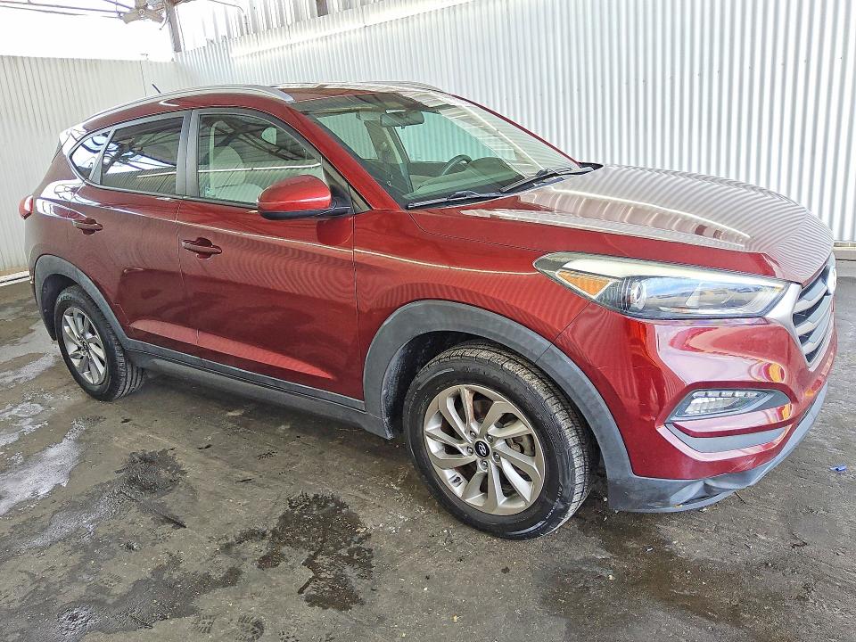 2016 Hyundai Tucson მანქანა იყიდება აუქციონზე, vin: KM8J33A42GU062643, აუქციონის ნომერი: 71098316
