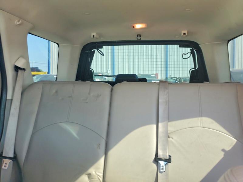 67708896 :رقم المزاد ، 4M2CN8H70AKJ06060 vin ، 2010 Mercury Mariner مزاد بيع