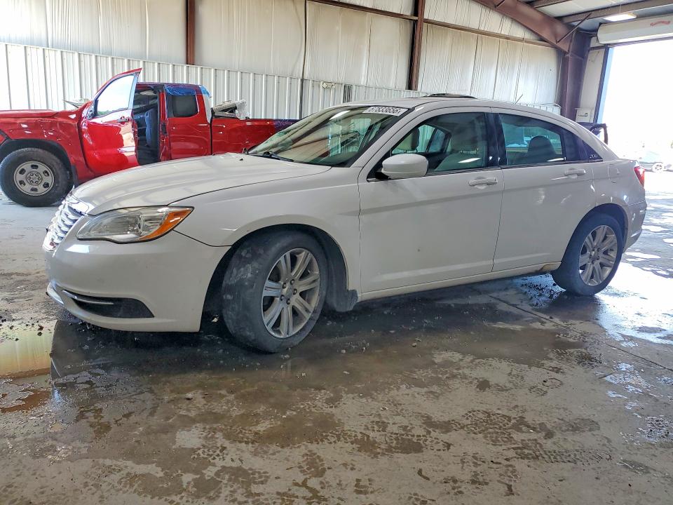 Продаж на аукціоні авто 2011 Chrysler 200, vin: 1C3BC1FB1BN562305, номер лоту: 67833656
