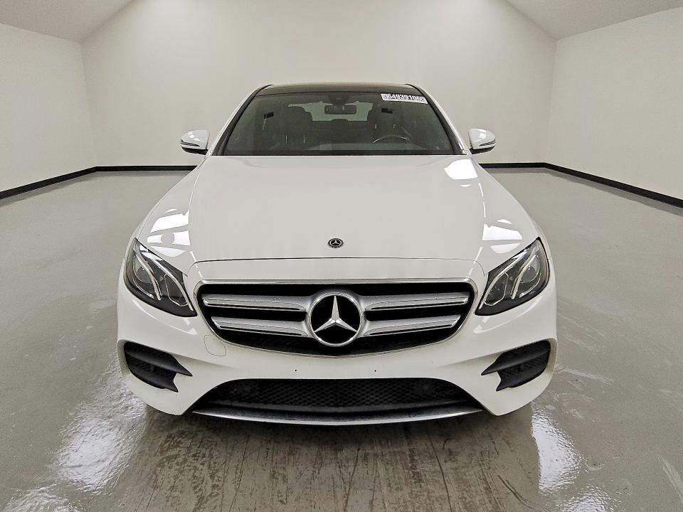 2019 Mercedes-benz E მანქანა იყიდება აუქციონზე, vin: WDDZF4JB1KA666588, აუქციონის ნომერი: 64939106
