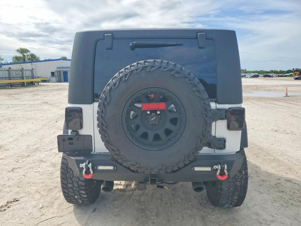 2015 Jeep Wrangler მანქანა იყიდება აუქციონზე, vin: 1C4GJWBG3FL719596, აუქციონის ნომერი: 70161486