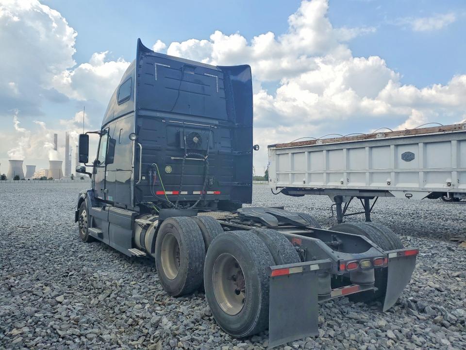 Aukcja sprzedaży 2013 Volvo Vn, vin: 4V4NC9EH5DN144043, numer aukcji: 67965506