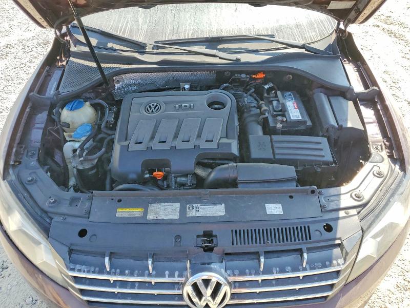 59408166 :رقم المزاد ، 1VWCN7A32DC103681 vin ، 2013 Volkswagen Passat مزاد بيع