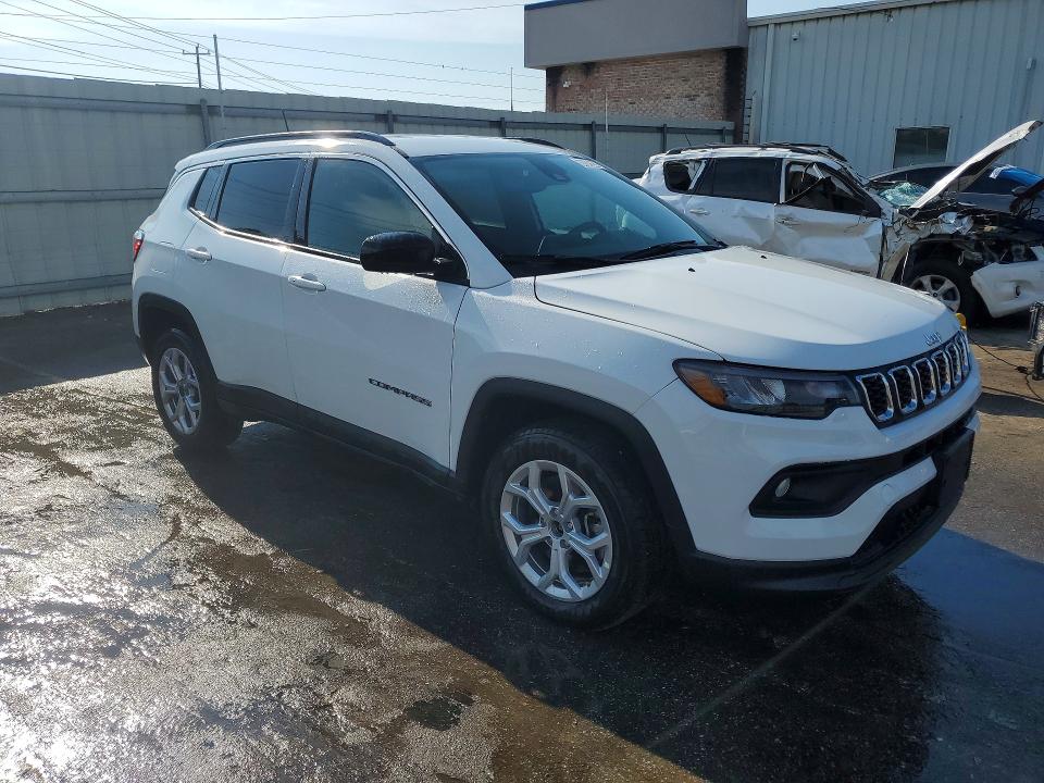 2025 Jeep Compass მანქანა იყიდება აუქციონზე, vin: 3C4NJDBNXST616832, აუქციონის ნომერი: 67745696