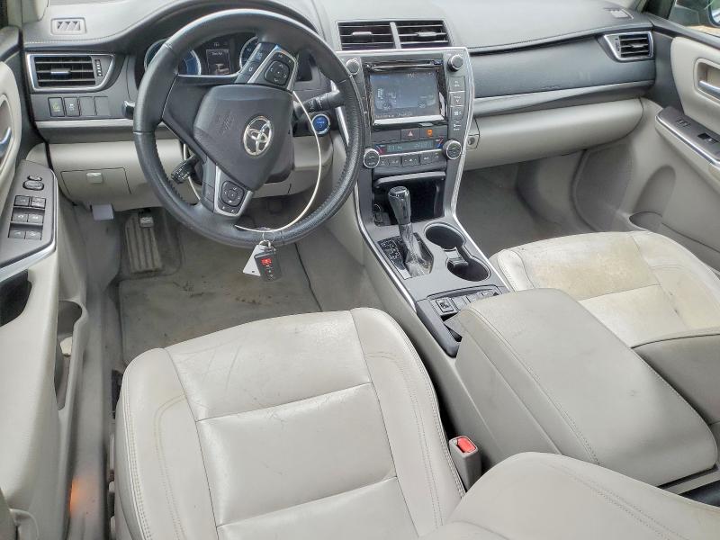 69695896 :رقم المزاد ، 4T1BD1FKXFU154367 vin ، 2015 Toyota Camry Hybrid مزاد بيع