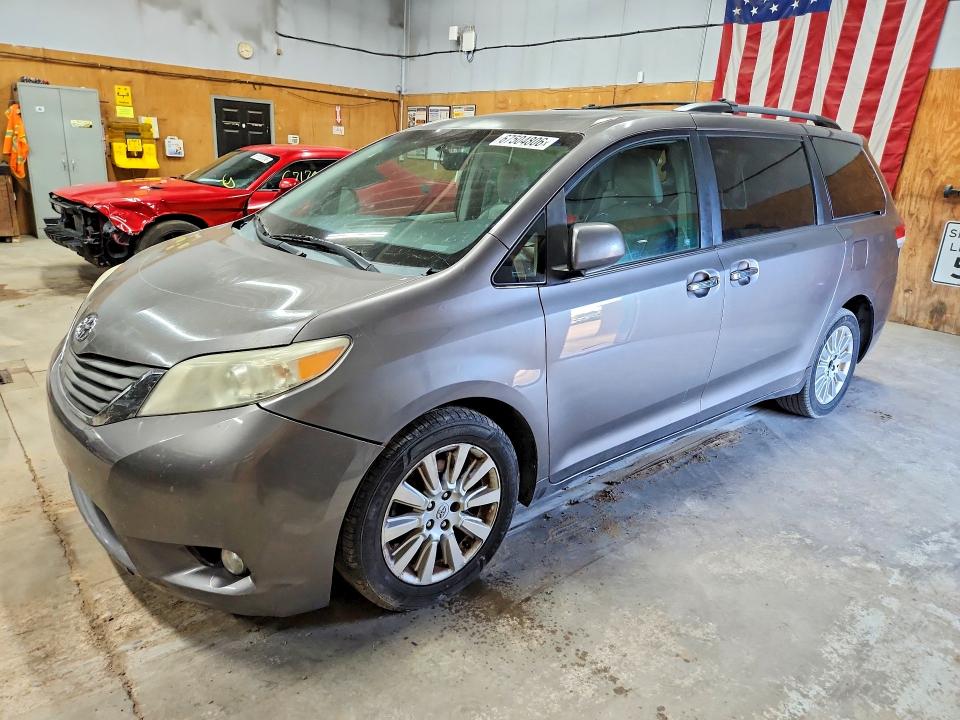 Aukcja sprzedaży 2011 Toyota Sienna, vin: 5TDDK3DC1BS007198, numer aukcji: 67504806