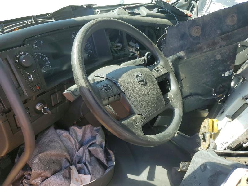 Продаж на аукціоні авто 2021 Volvo Vnl, vin: 4V4NC9EJ2MN282139, номер лоту: 70658946