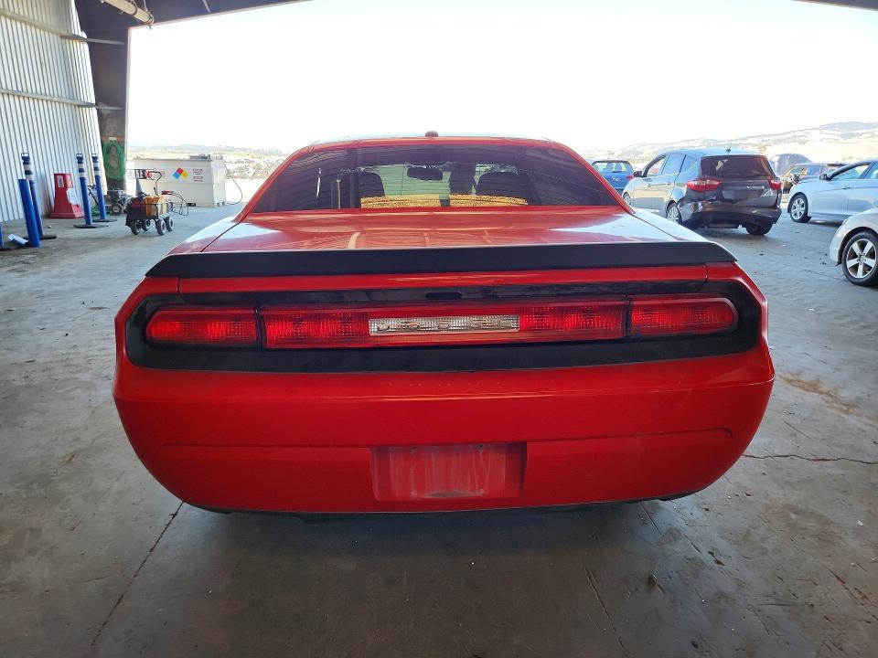 68468606 :رقم المزاد ، 2C3CDYAG2EH274027 vin ، 2014 Dodge Challenger مزاد بيع