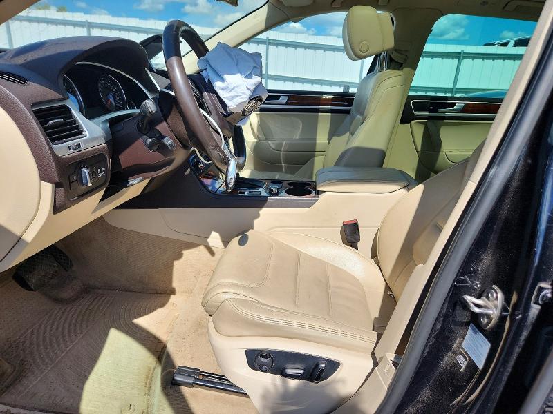 68385586 :رقم المزاد ، WVGEK9BP4CD011557 vin ، 2012 Volkswagen Touareg مزاد بيع