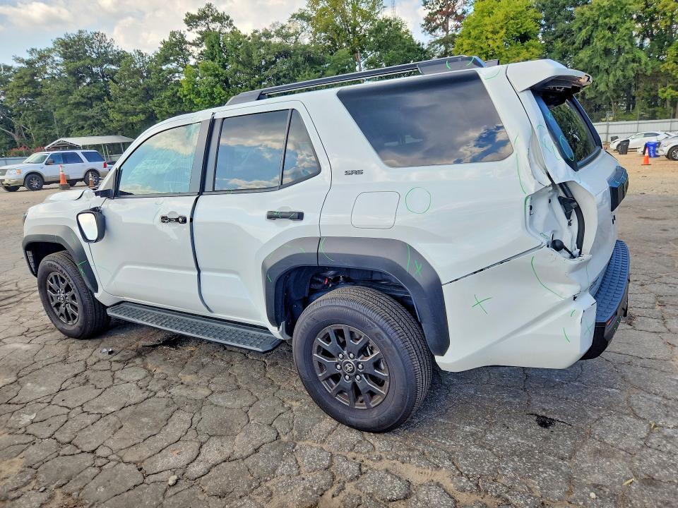 68915936 :رقم المزاد ، JTEVA5BR0S5063502 vin ، 2025 Toyota 4 Runner Sr5 مزاد بيع