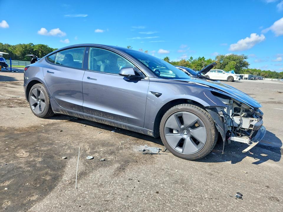 68741676 :رقم المزاد ، 5YJ3E1EA2PF420098 vin ، 2023 Tesla Model 3 مزاد بيع