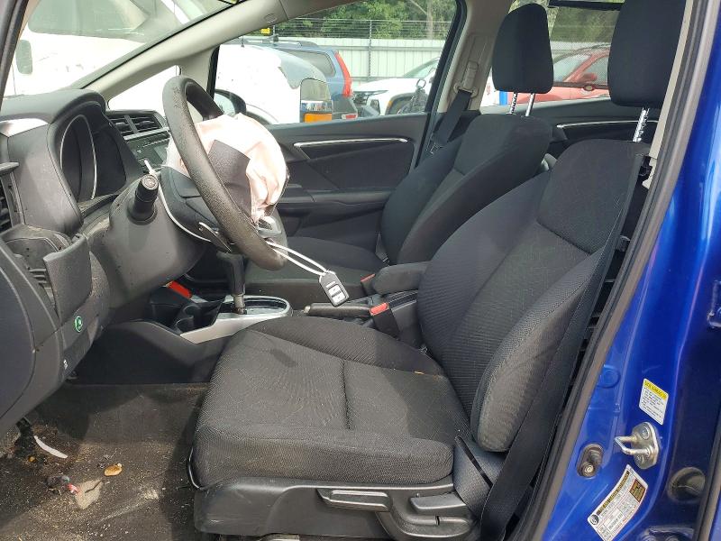 68247046 :رقم المزاد ، 3HGGK5H87FM731290 vin ، 2015 Honda Fit مزاد بيع