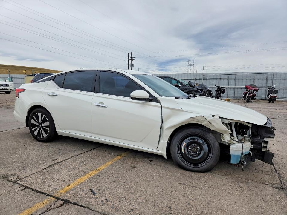 2019 Nissan Altima მანქანა იყიდება აუქციონზე, vin: 1N4BL4EW6KC133440, აუქციონის ნომერი: 70556056