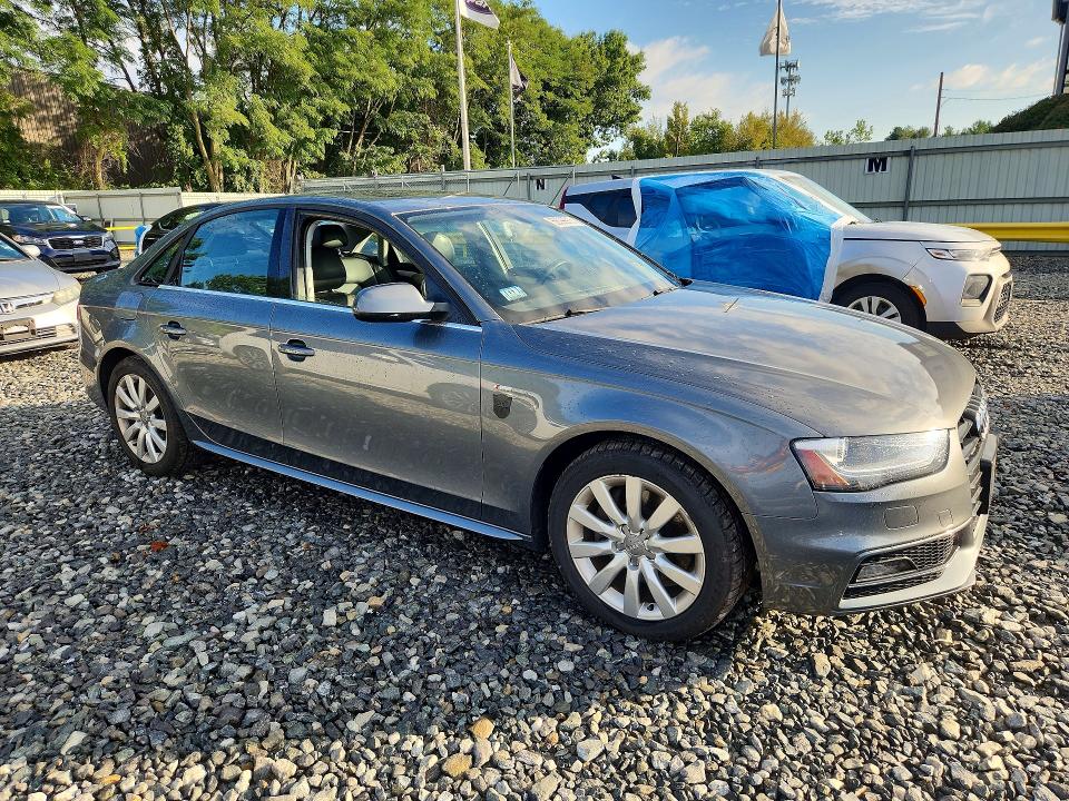 68099916 :رقم المزاد ، WAUBFAFL1FN037761 vin ، 2015 Audi A4 مزاد بيع