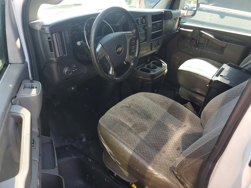 68522976 :رقم المزاد ، 1GCWGAFF6H1310666 vin ، 2017 Chevrolet Express G2500 مزاد بيع