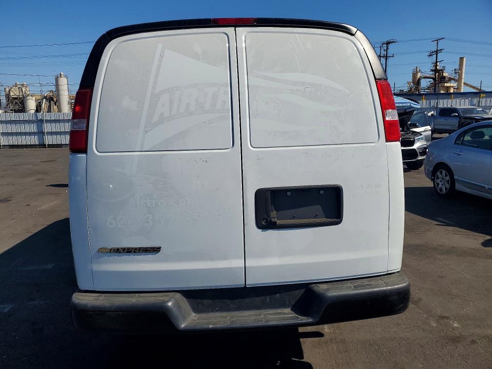 65875696 :رقم المزاد ، 1GCWGAFP8S1106953 vin ، 2025 Chevrolet Express 2500 مزاد بيع
