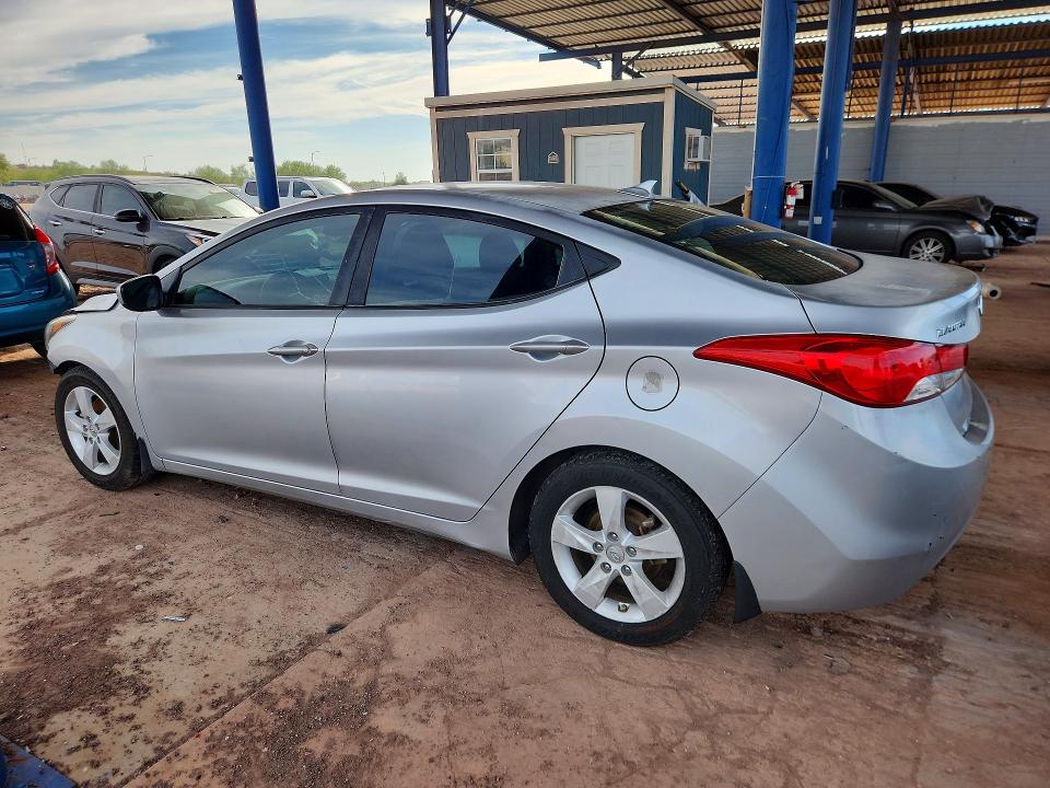 2013 Hyundai Elantra მანქანა იყიდება აუქციონზე, vin: 5NPDH4AE0DH259317, აუქციონის ნომერი: 69948406