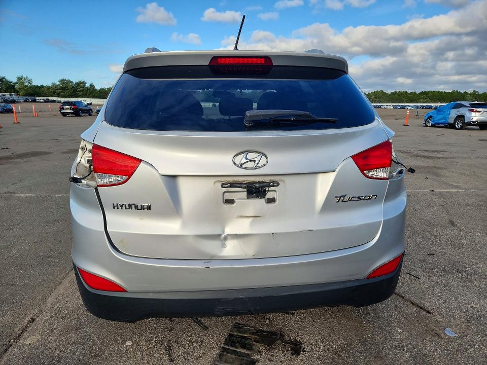 Продажа на аукционе авто 2011 Hyundai Tucson, vin: KM8JU3AC1BU198131, номер лота: 69890986
