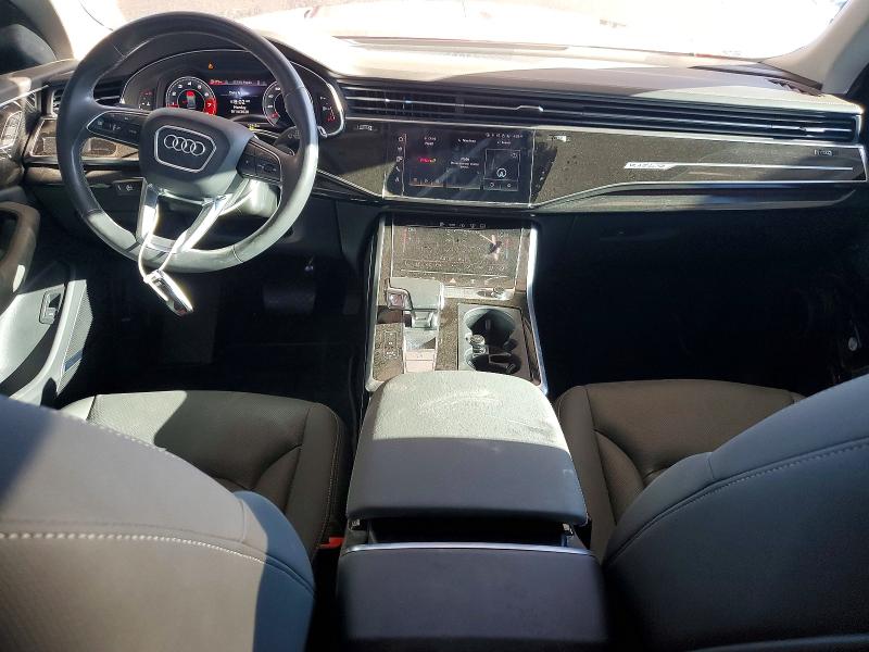 68811806 :رقم المزاد ، WA1CVAF19MD036184 vin ، 2021 Audi Q8 مزاد بيع