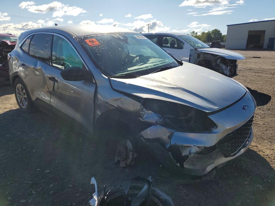 Продажа на аукционе авто 2022 Ford Escape, vin: 1FMCU9G64NUB38975, номер лота: 68803246