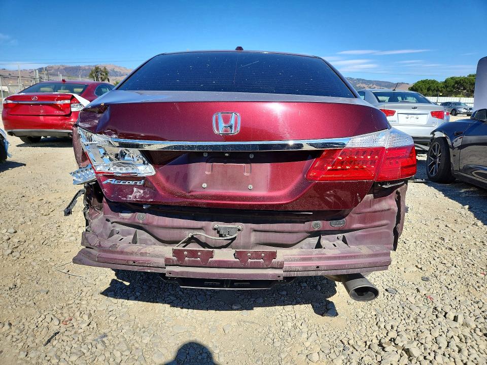 2015 Honda Accord მანქანა იყიდება აუქციონზე, vin: 1HGCR2F87FA054413, აუქციონის ნომერი: 68657086