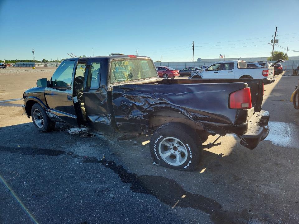 70343276 :رقم المزاد ، 1GCCS1943W8235215 vin ، 1998 Chevrolet S Truck مزاد بيع
