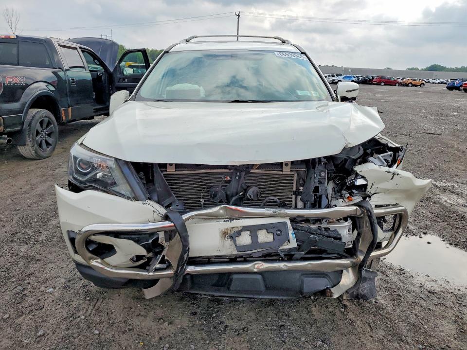Продажа на аукционе авто 2017 Nissan Pathfinder, vin: 5N1DR2MM7HC674250, номер лота: 66999566