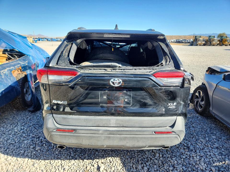 Продажа на аукционе авто 2019 Toyota Rav4, vin: JTMP1RFV4KJ002107, номер лота: 67291506