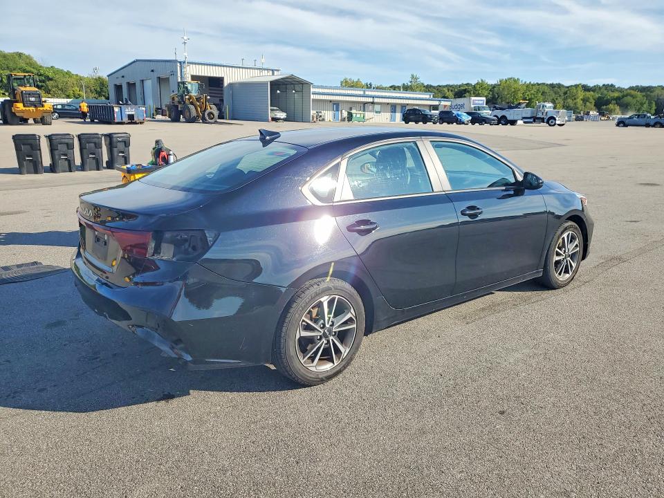 2023 Kia Forte მანქანა იყიდება აუქციონზე, vin: 3KPF24AD2PE653802, აუქციონის ნომერი: 69335216