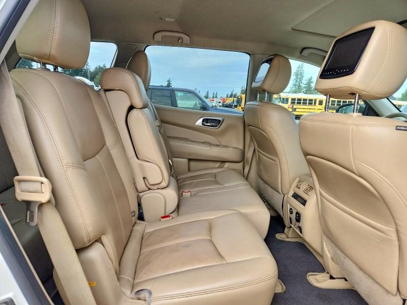 2015 Nissan Pathfinder მანქანა იყიდება აუქციონზე, vin: 5N1AR2MM2FC702634, აუქციონის ნომერი: 70367946